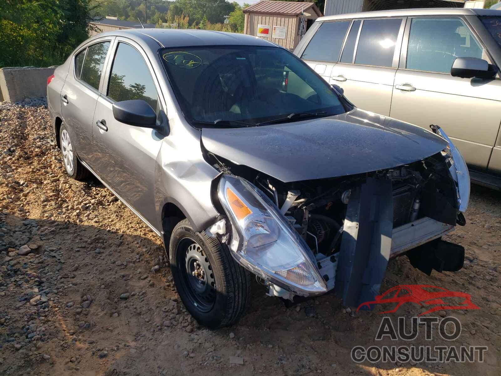 NISSAN VERSA 2017 - 3N1CN7AP4HL808842