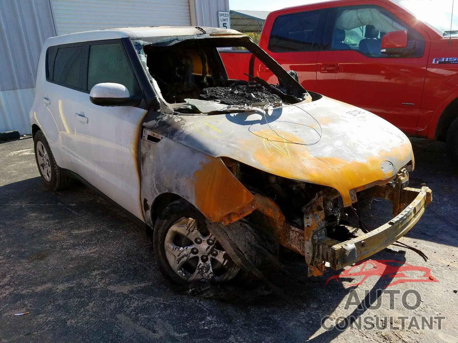 KIA SOUL 2015 - KNDJN2A25F7173255