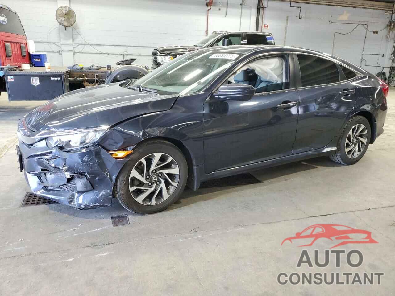 HONDA CIVIC 2018 - 19XFC2F77JE040070