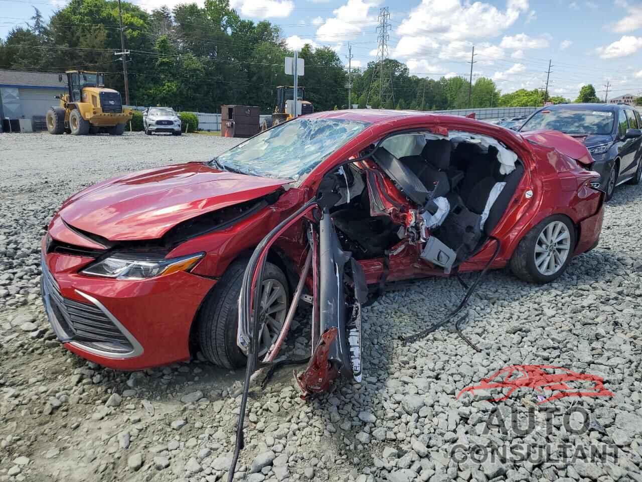 TOYOTA CAMRY 2023 - 4T1C11AKXPU176634