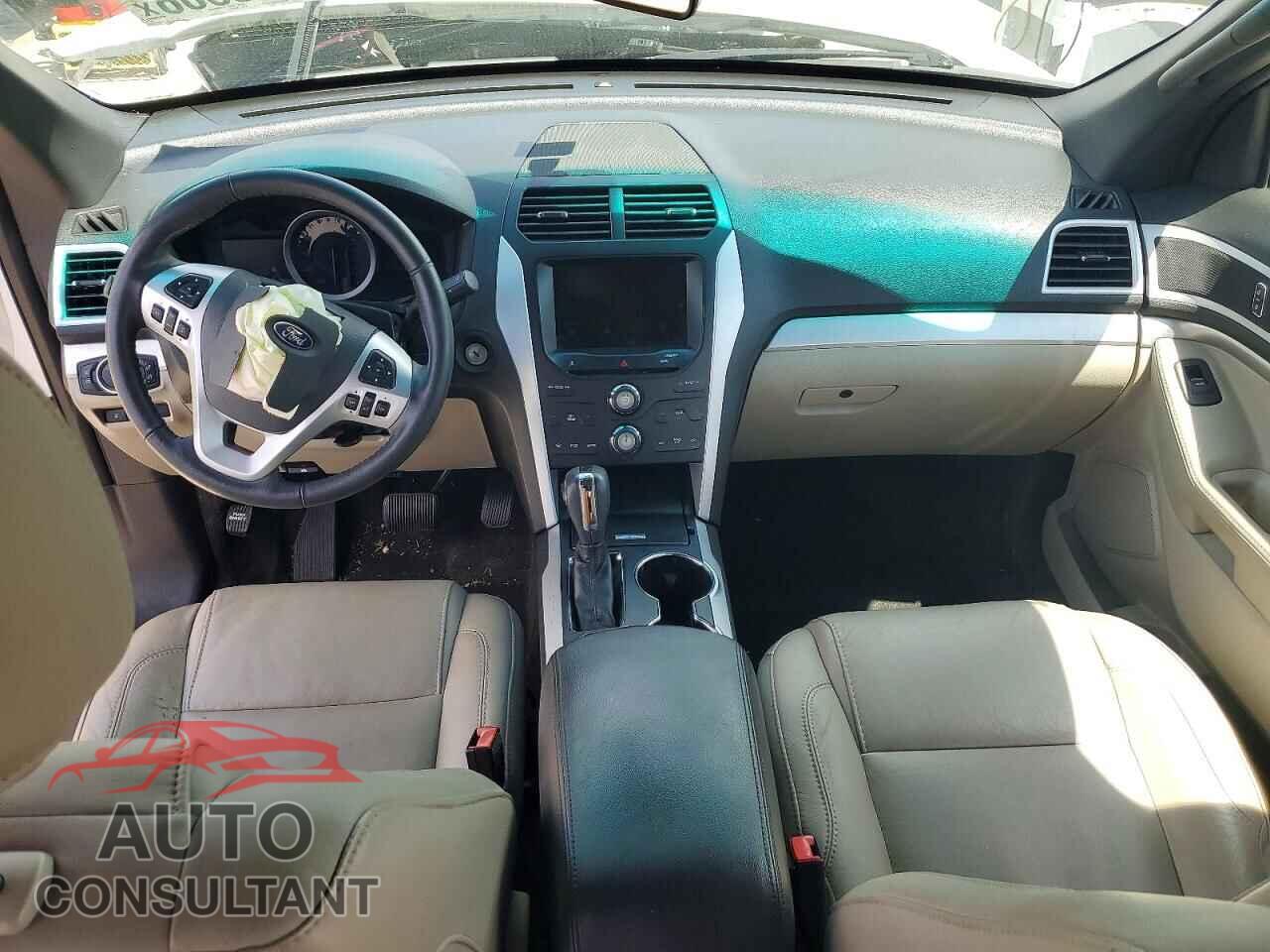 FORD EXPLORER 2015 - 1FM5K7D88FGA83018