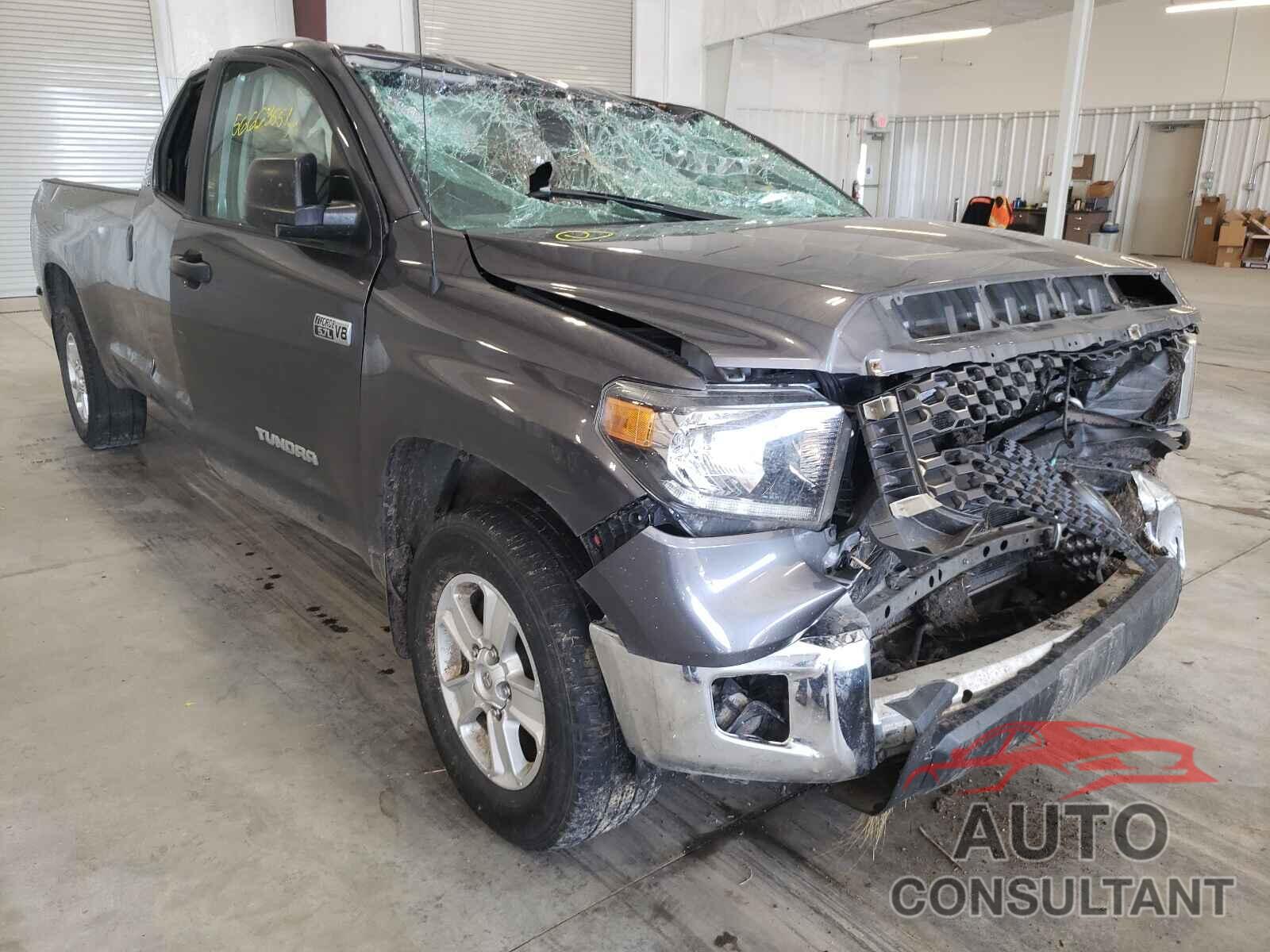 TOYOTA TUNDRA 2018 - 5TFCW5F10JX022355