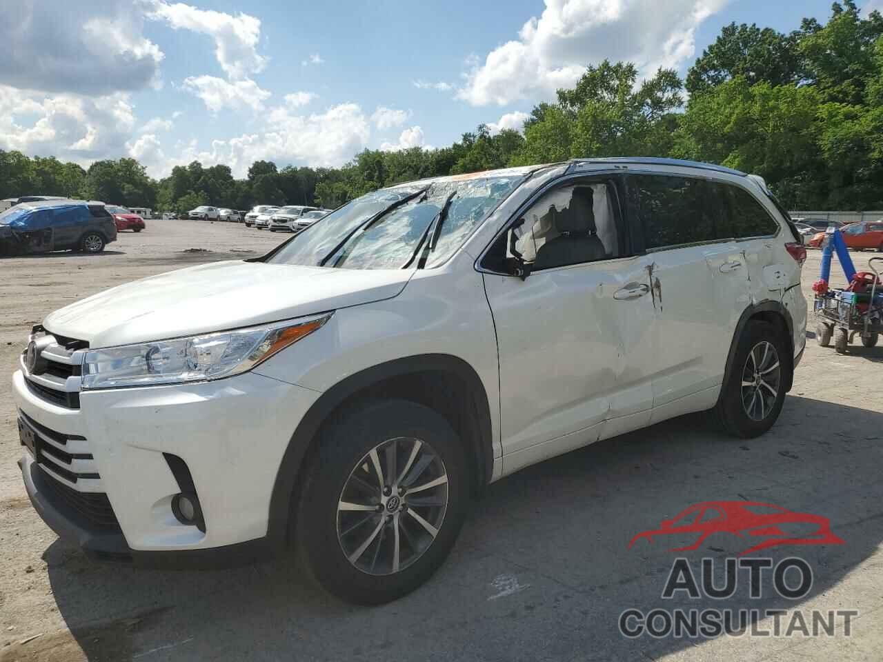 TOYOTA HIGHLANDER 2017 - 5TDJZRFH9HS520296