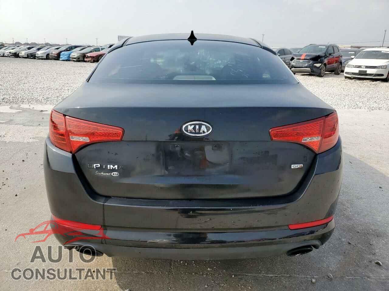 KIA OPTIMA 2011 - KNAGM4A71B5122570