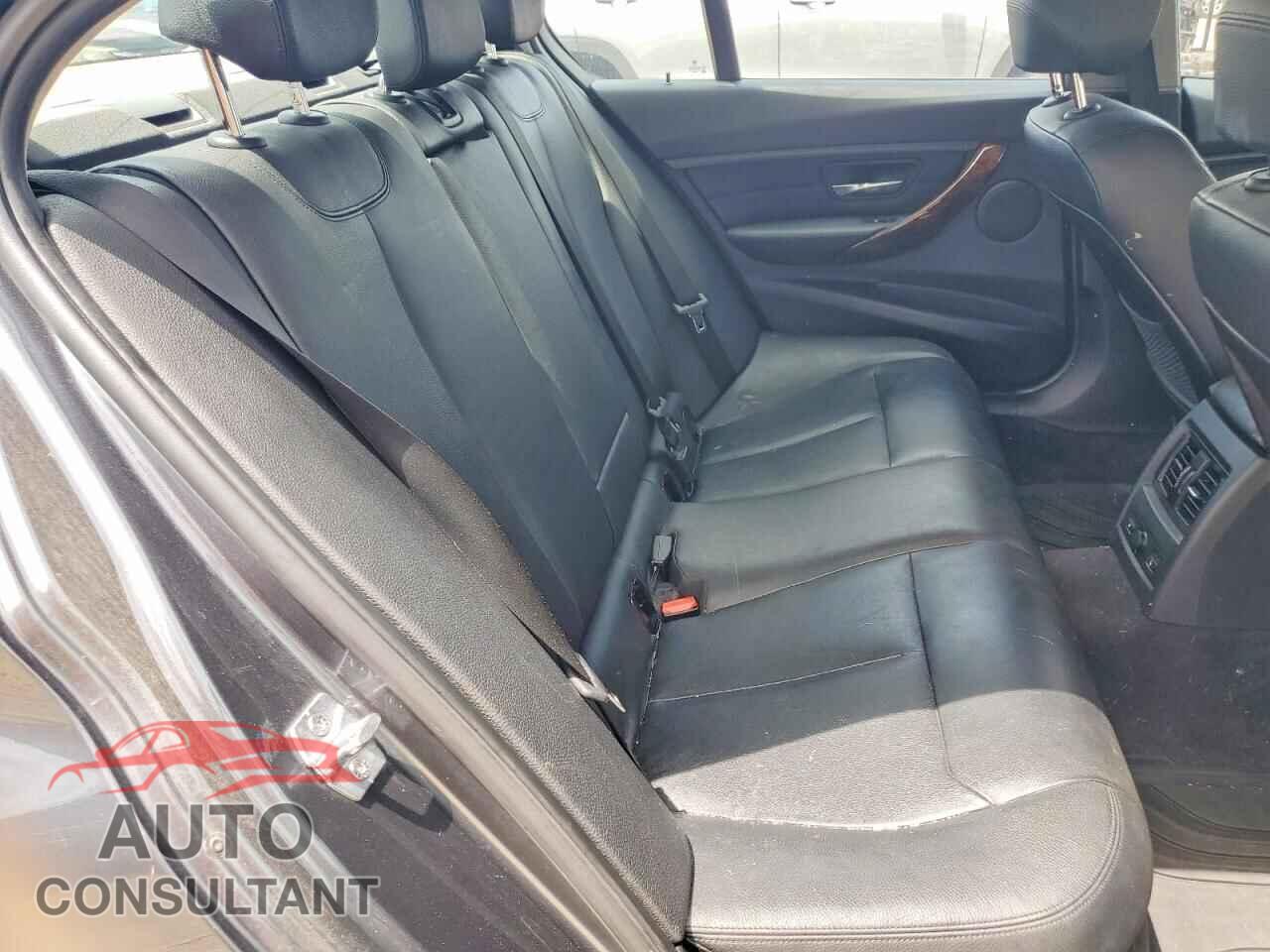 BMW 3 SERIES 2014 - WBA3B3C57EJ977974