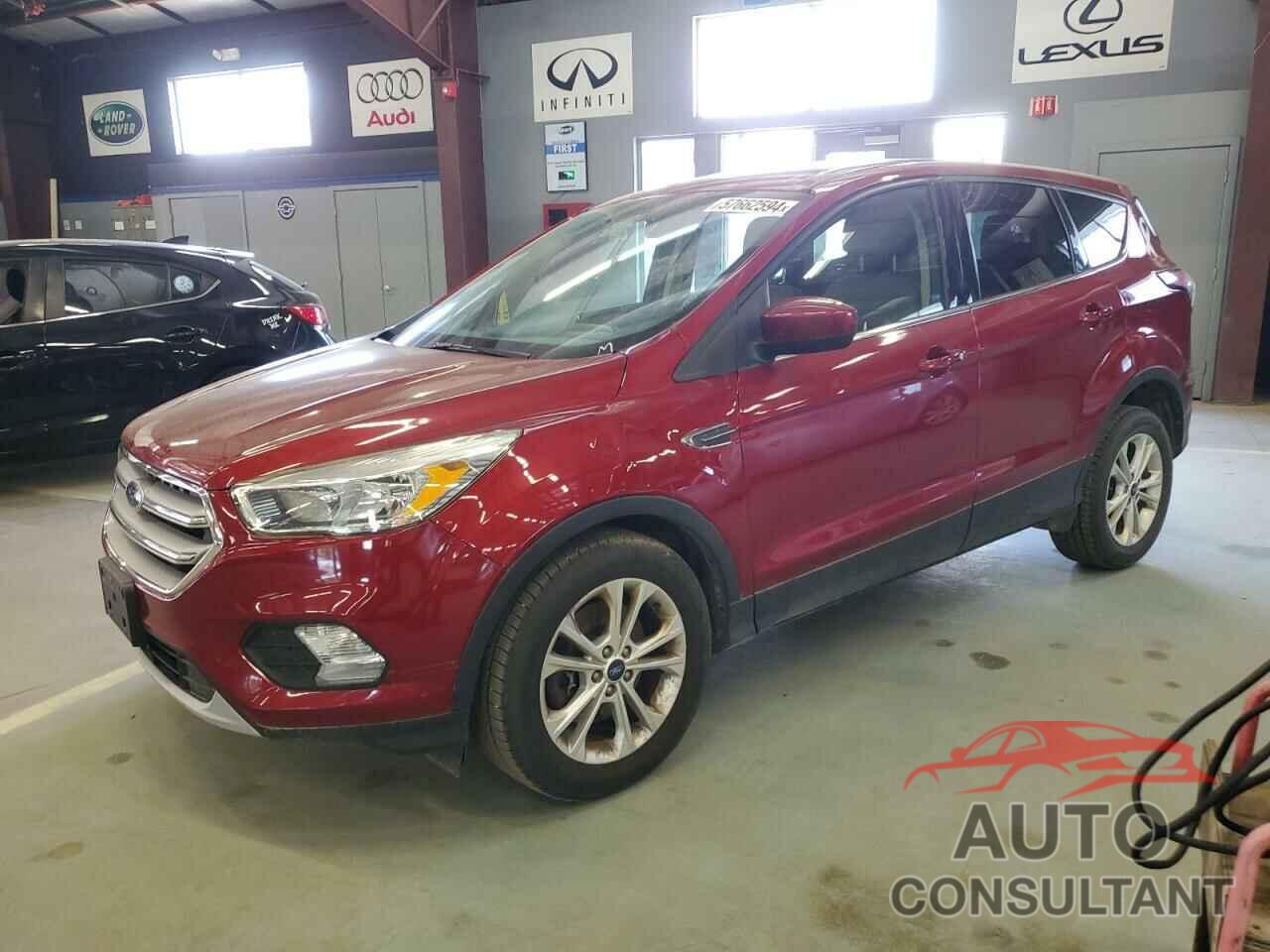 FORD ESCAPE 2017 - 1FMCU9GD4HUD71130