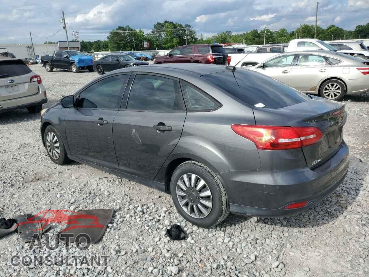 FORD FOCUS 2017 - 1FADP3E27HL241174