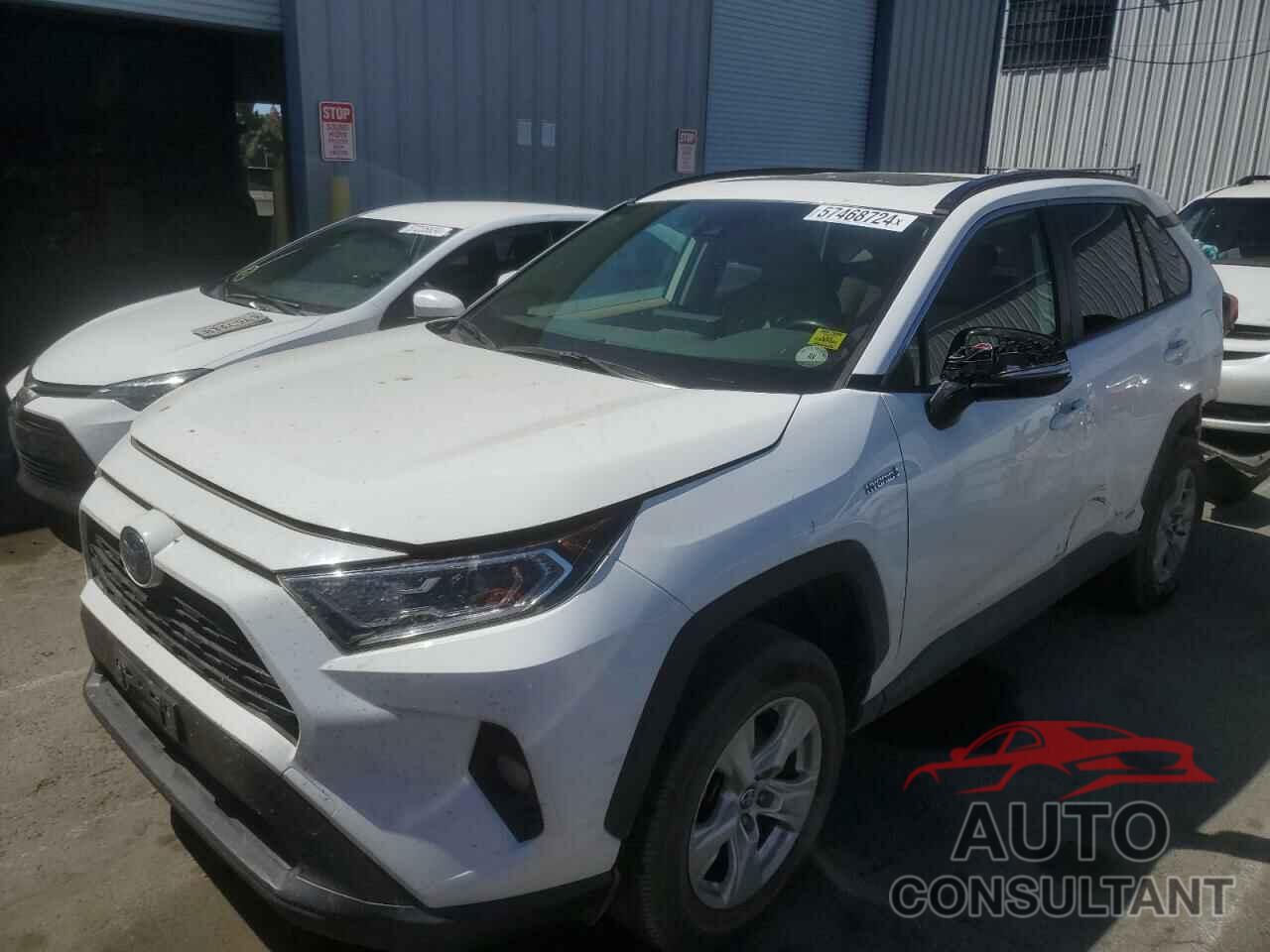 TOYOTA RAV4 2021 - JTMRWRFV8MD118017