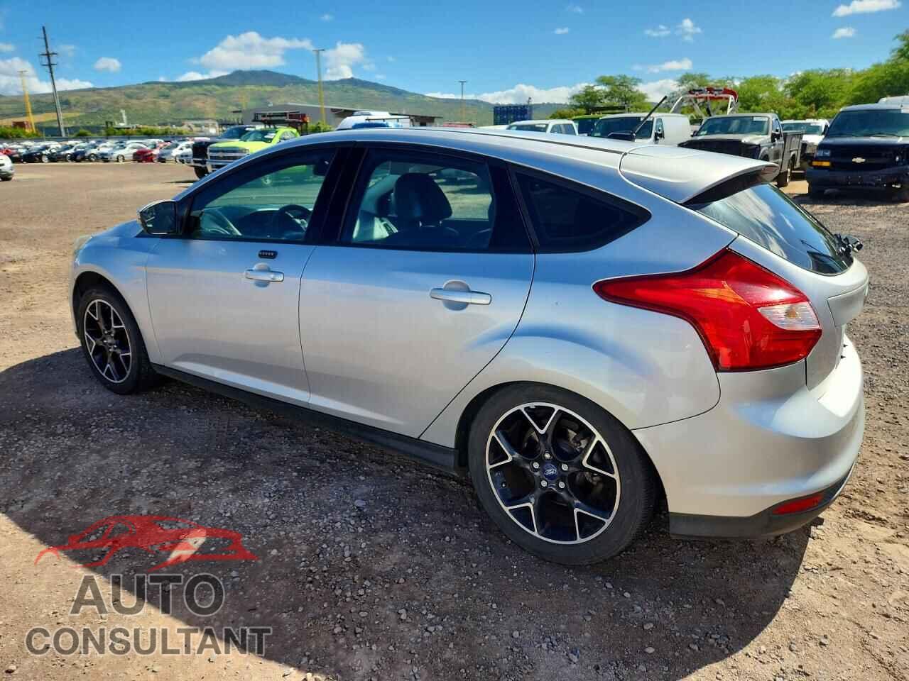 FORD FOCUS 2014 - 1FADP3K21EL211152