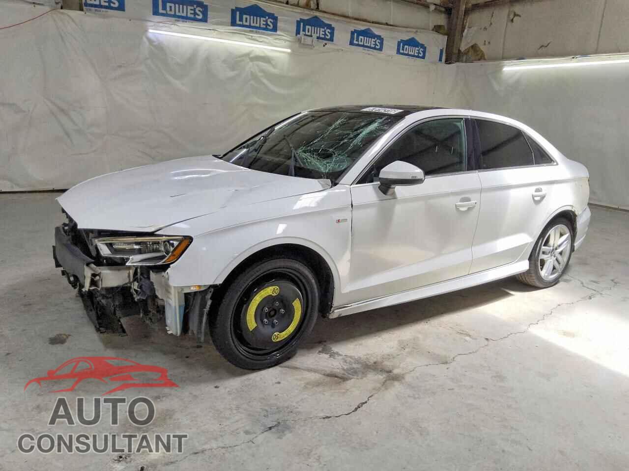 AUDI A3 2017 - WAUJ8GFF2H1059457
