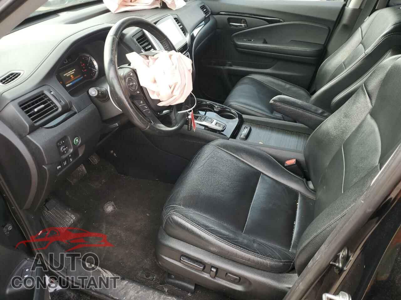 HONDA PILOT 2018 - 5FNYF6H92JB003802