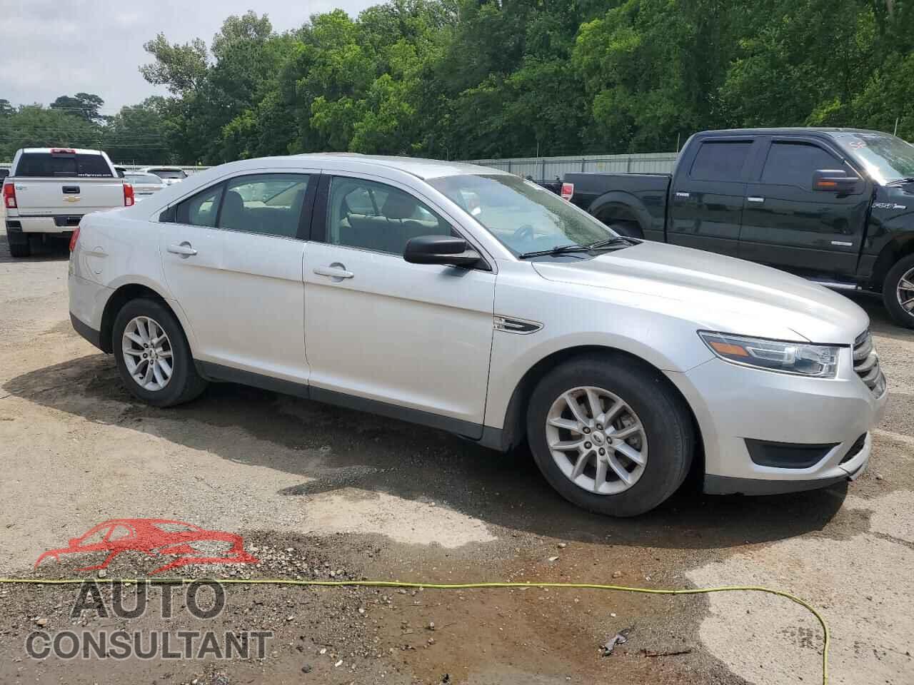 FORD TAURUS 2015 - 1FAHP2D88FG126137