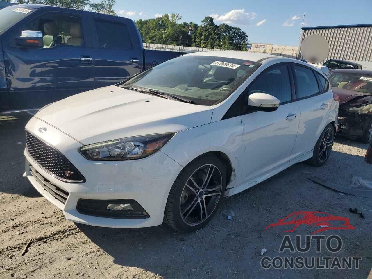 FORD FOCUS 2018 - 1FADP3L99JL234362