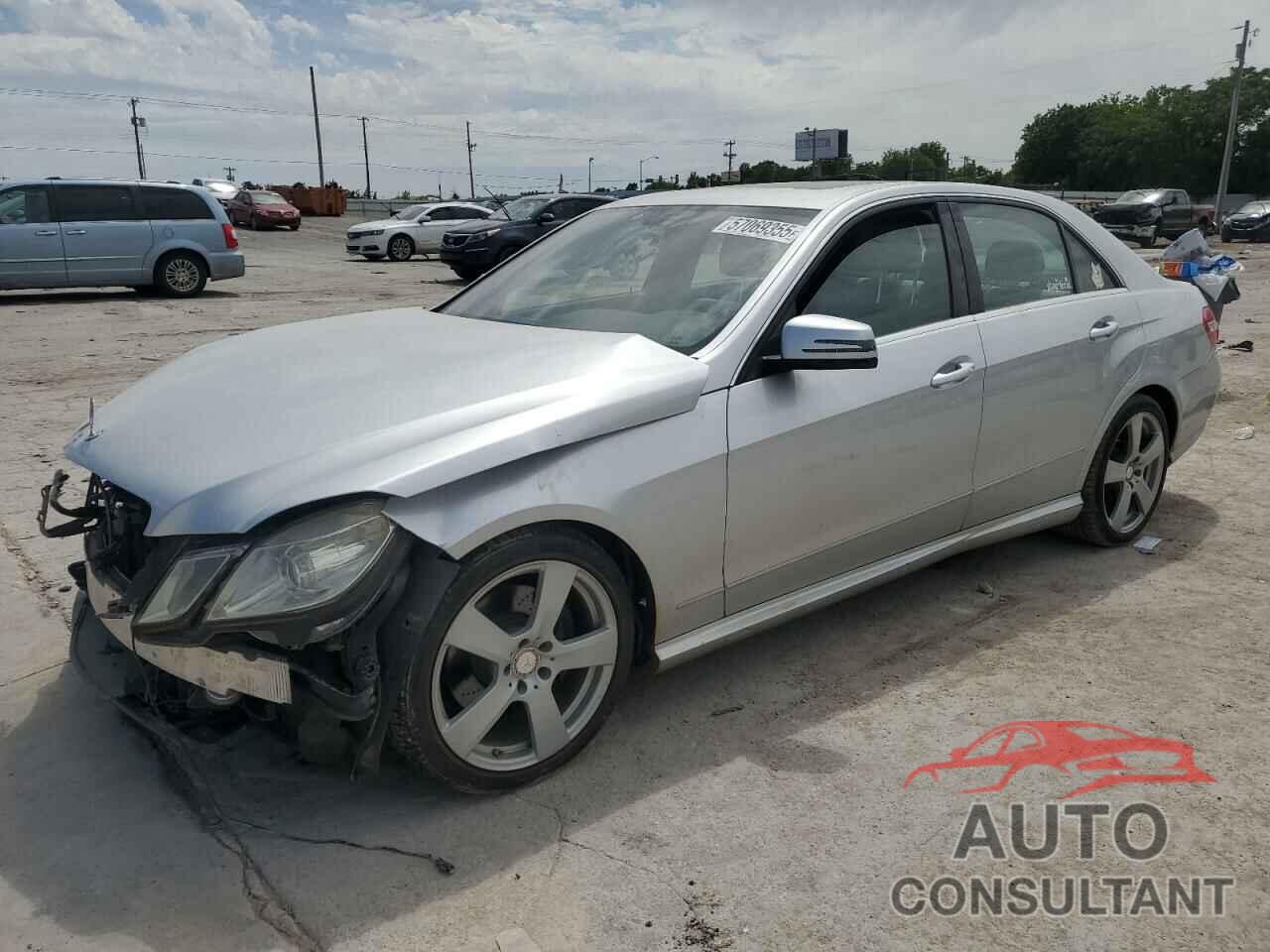 MERCEDES-BENZ E-CLASS 2011 - WDDHF5GB8BA422283