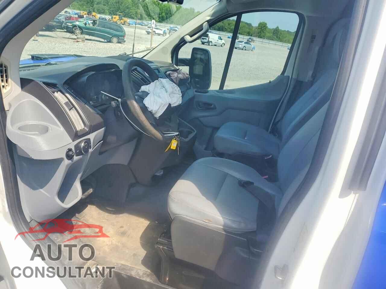 FORD TRANSIT 2017 - 1FTYR2ZM9HKA56500