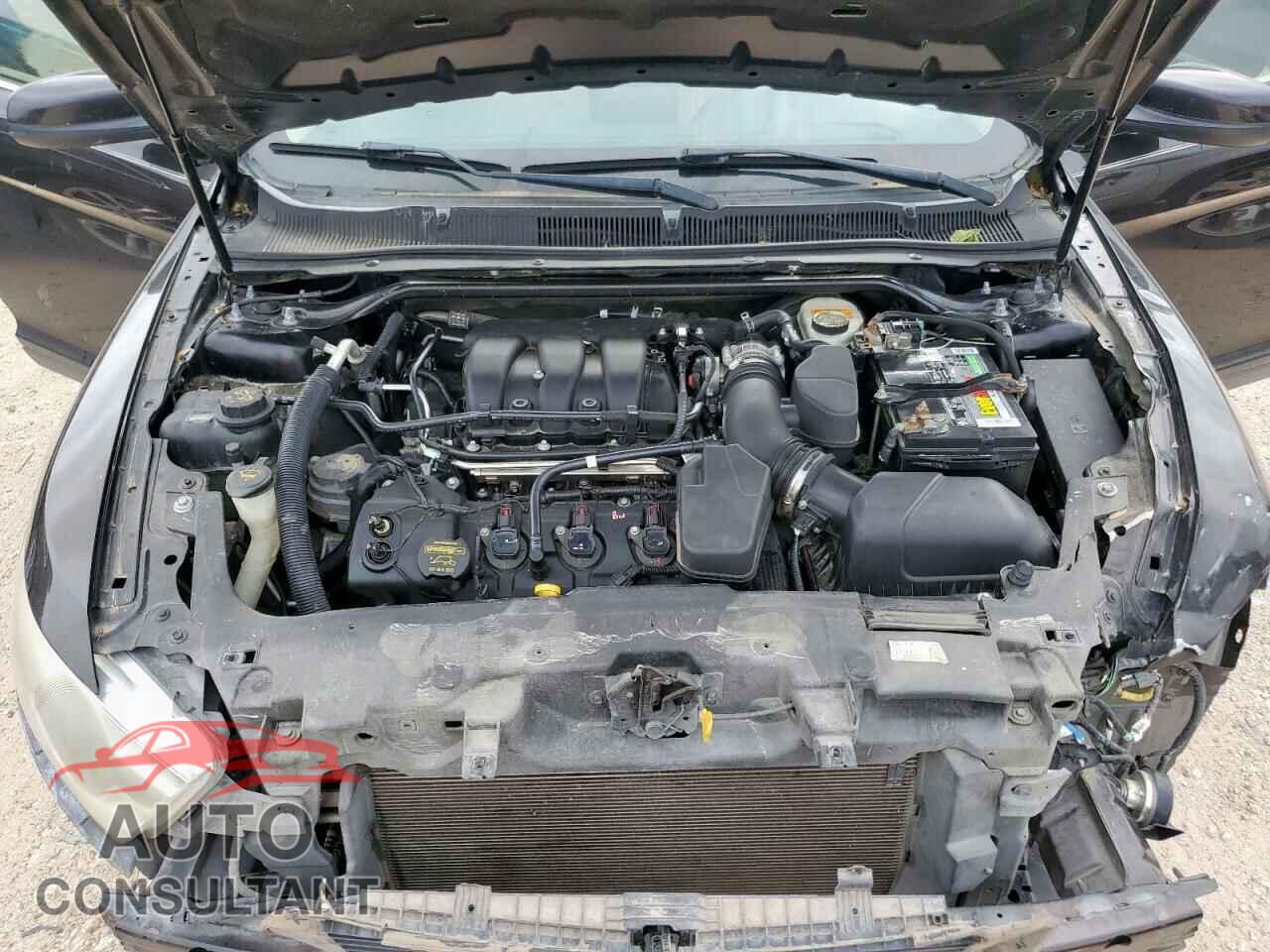 FORD TAURUS 2013 - 1FAHP2E89DG169185