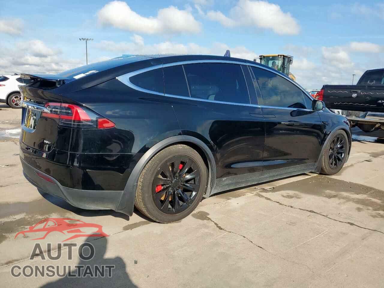 TESLA MODEL X 2017 - 5YJXCBE24HF044429