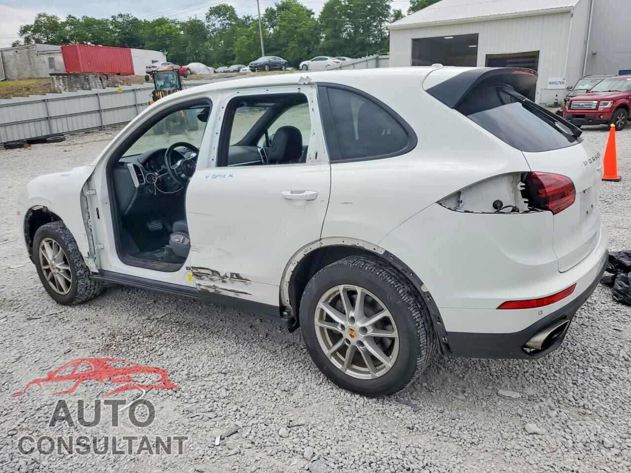 PORSCHE CAYENNE 2016 - WP1AA2A2XGLA09096