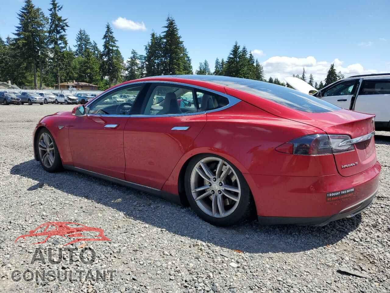 TESLA MODEL S 2013 - 5YJSA1DN0DFP08399