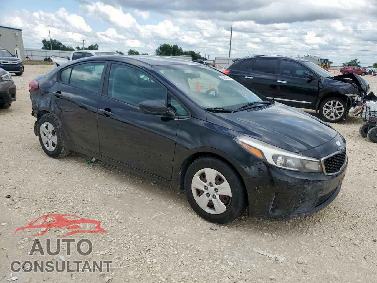 KIA FORTE 2017 - 3KPFK4A77HE084151