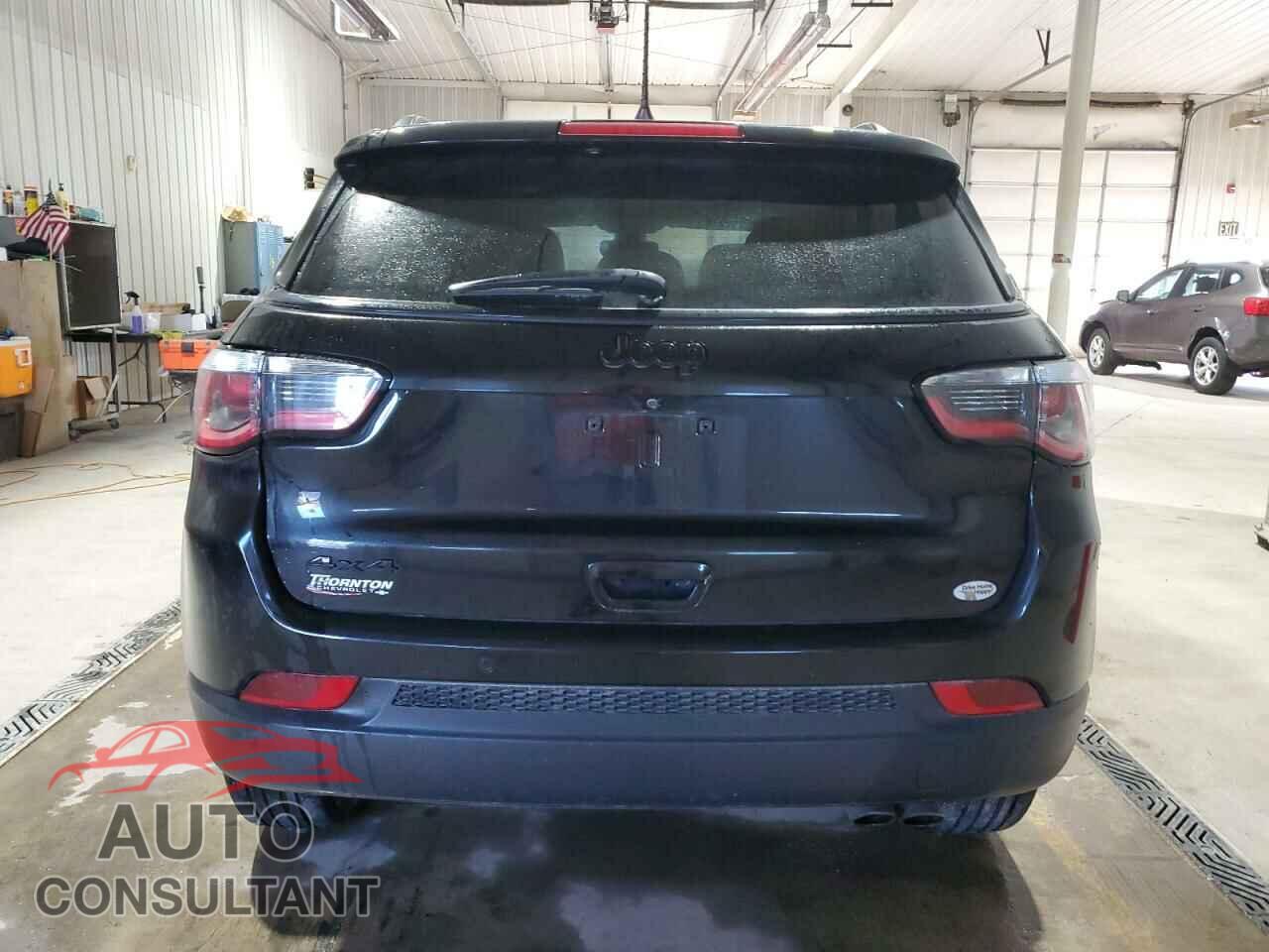 JEEP COMPASS 2019 - 3C4NJDCB2KT761500