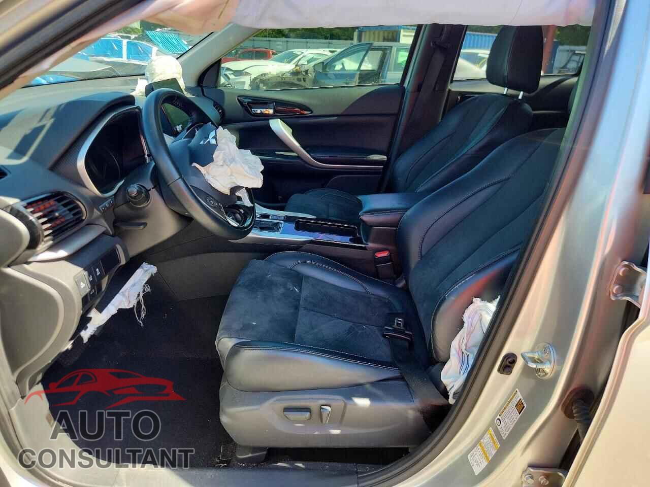 MITSUBISHI ECLIPSE 2024 - JA4ATWAA5RZ014839