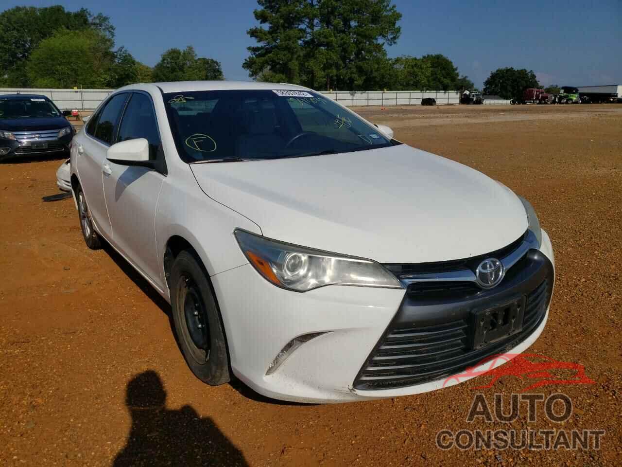 TOYOTA CAMRY 2016 - 4T4BF1FK8GR543039
