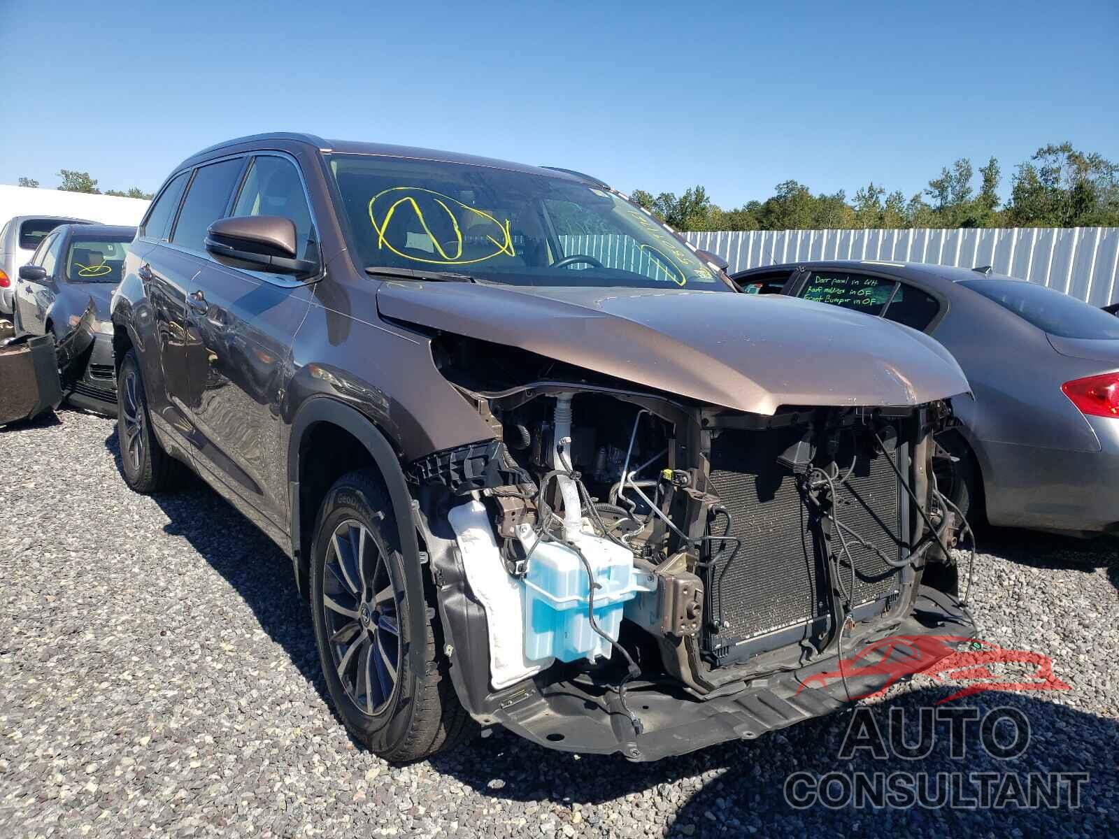 TOYOTA HIGHLANDER 2018 - 5TDJZRFH2JS805217
