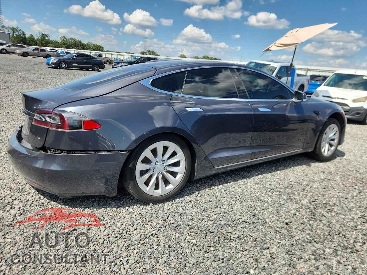TESLA MODEL S 2017 - 5YJSA1E12HF194363
