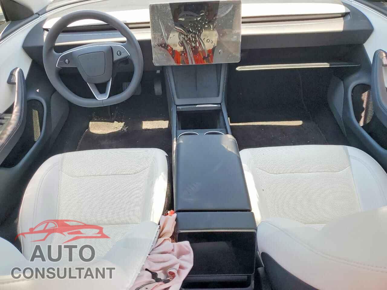 TESLA MODEL 3 2025 - 5YJ3E1EA9SF050647