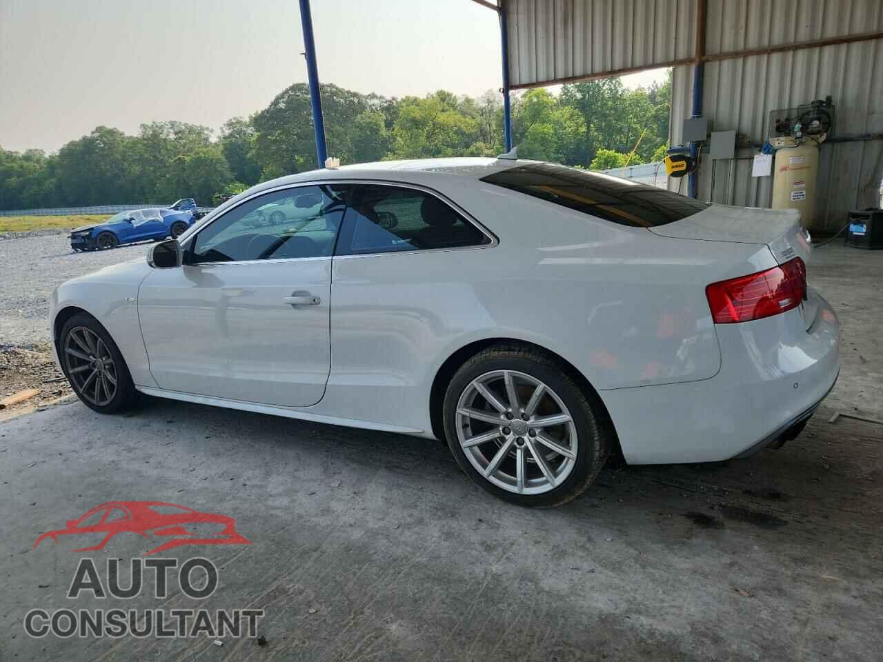 AUDI A5 2015 - WAUMFAFR1FA038154