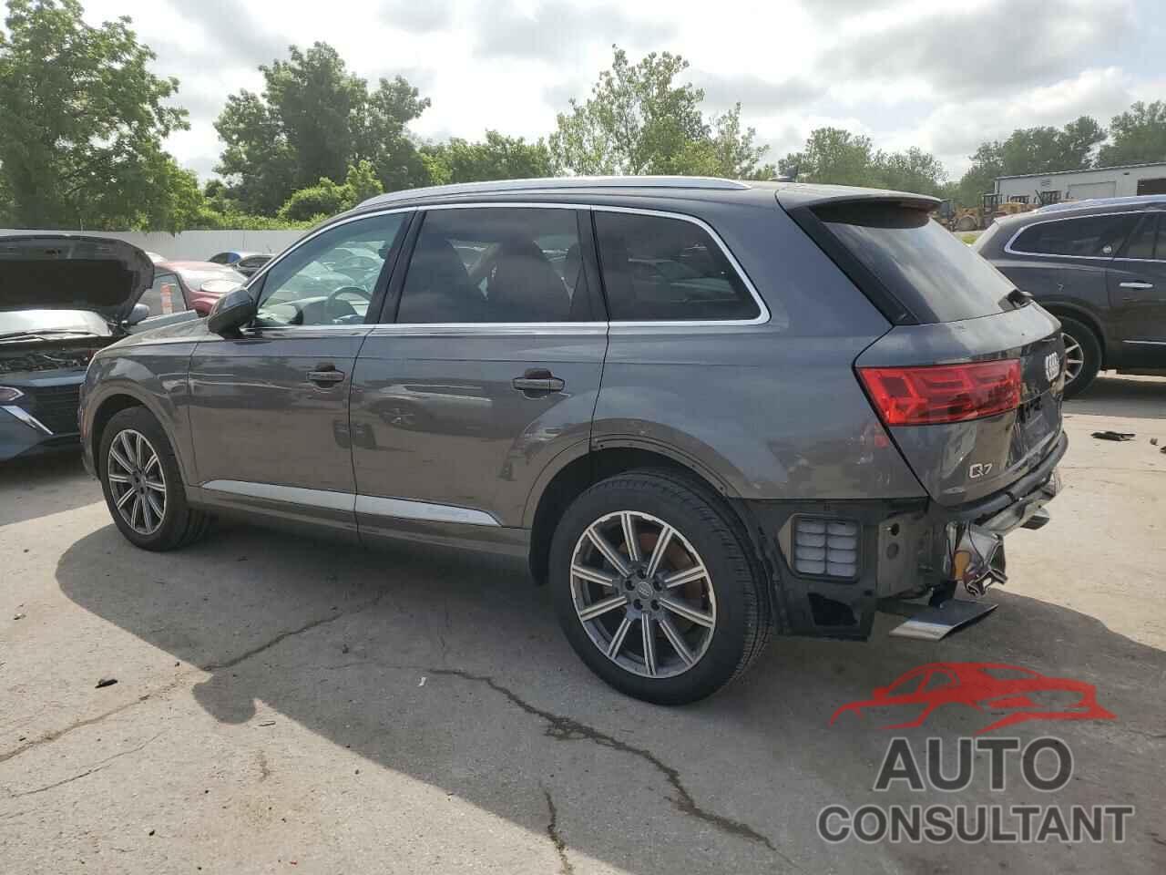 AUDI Q7 2019 - WA1LHAF79KD037702