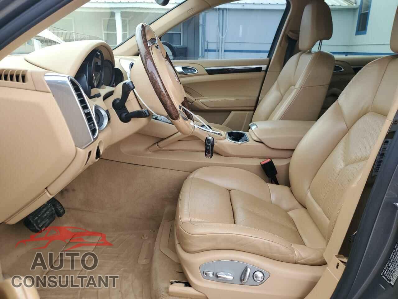 PORSCHE CAYENNE 2012 - WP1AA2A28CLA10497