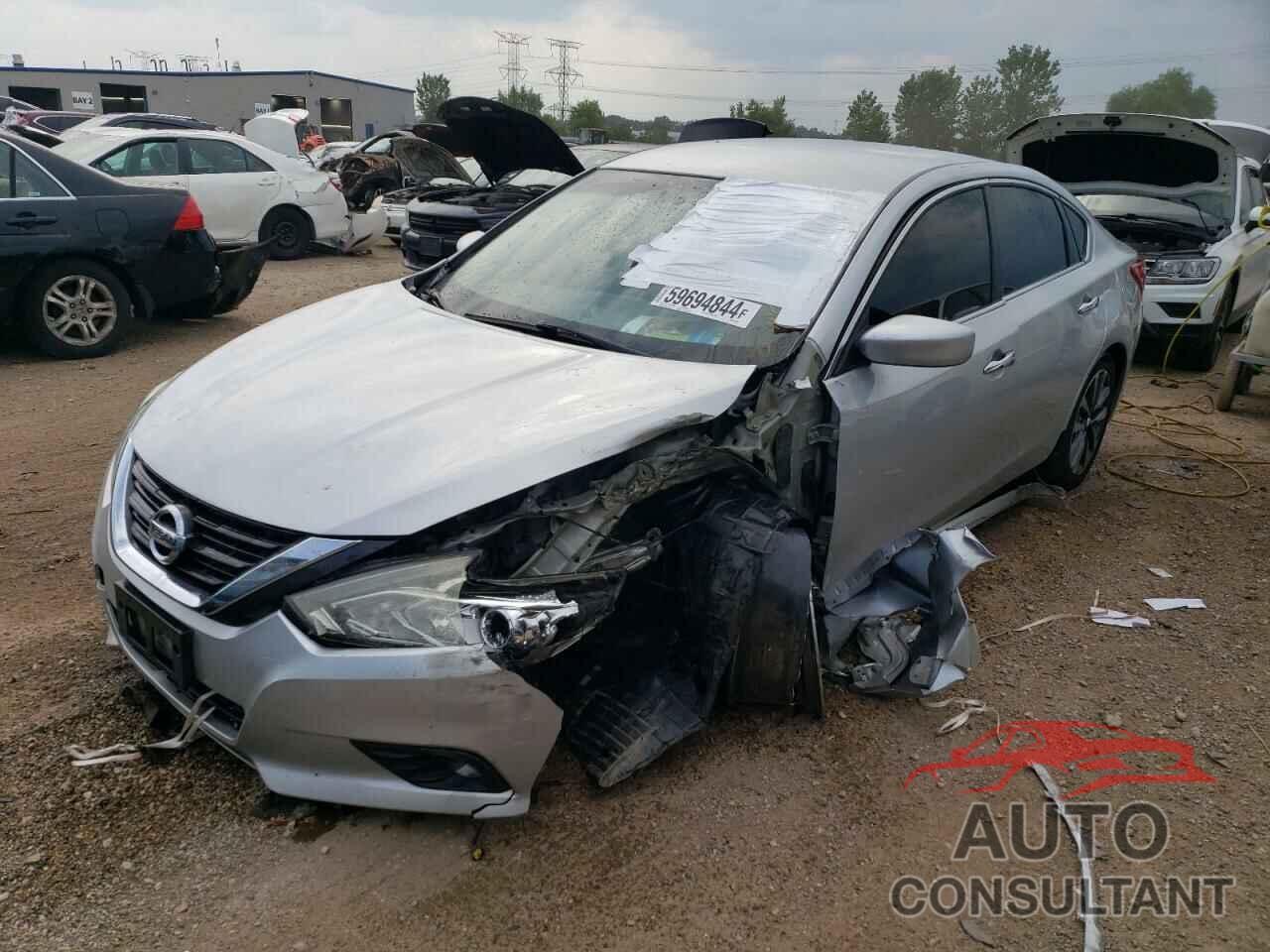 NISSAN ALTIMA 2017 - 1N4AL3AP4HC210867