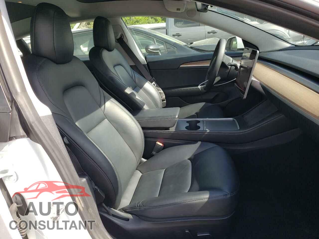 TESLA MODEL 3 2021 - 5YJ3E1EA4MF978689