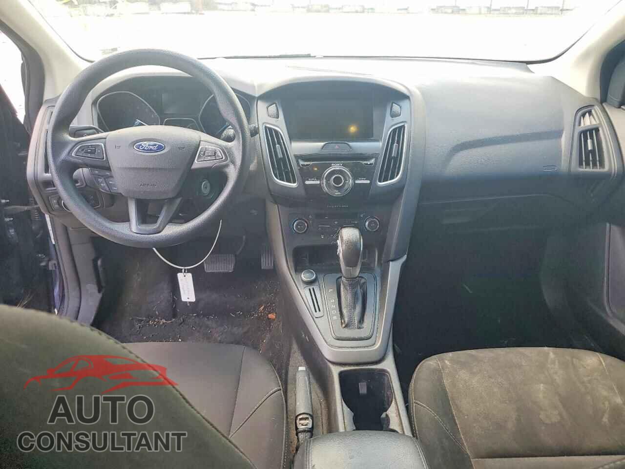 FORD FOCUS 2017 - 1FADP3M2XHL263395