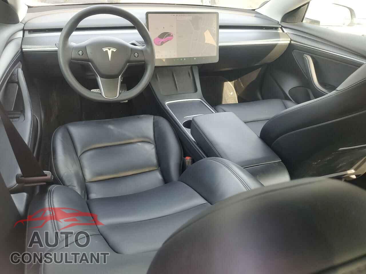 TESLA MODEL 3 2021 - 5YJ3E1EB8MF054491