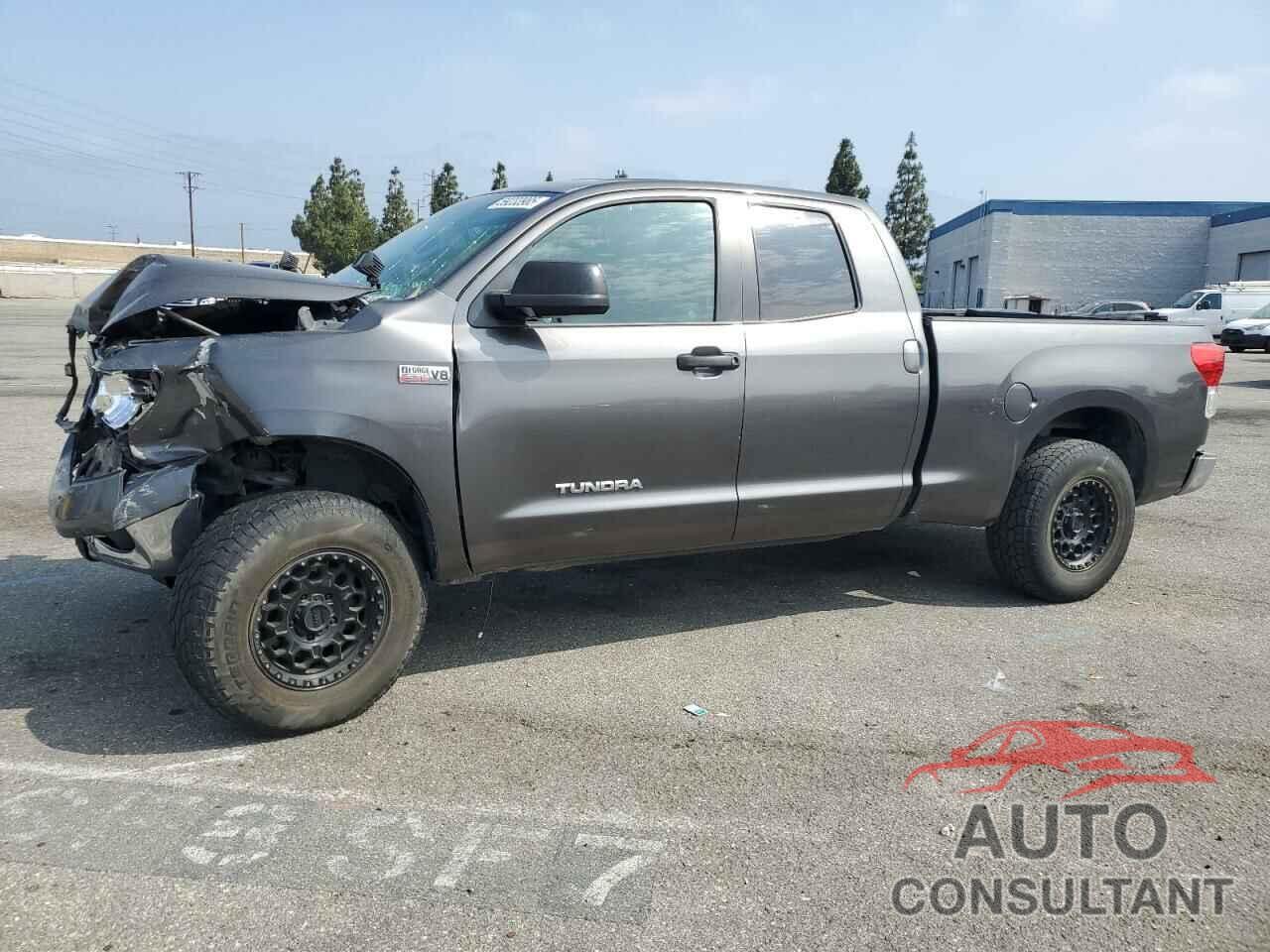 TOYOTA TUNDRA 2011 - 5TFRY5F15BX101316