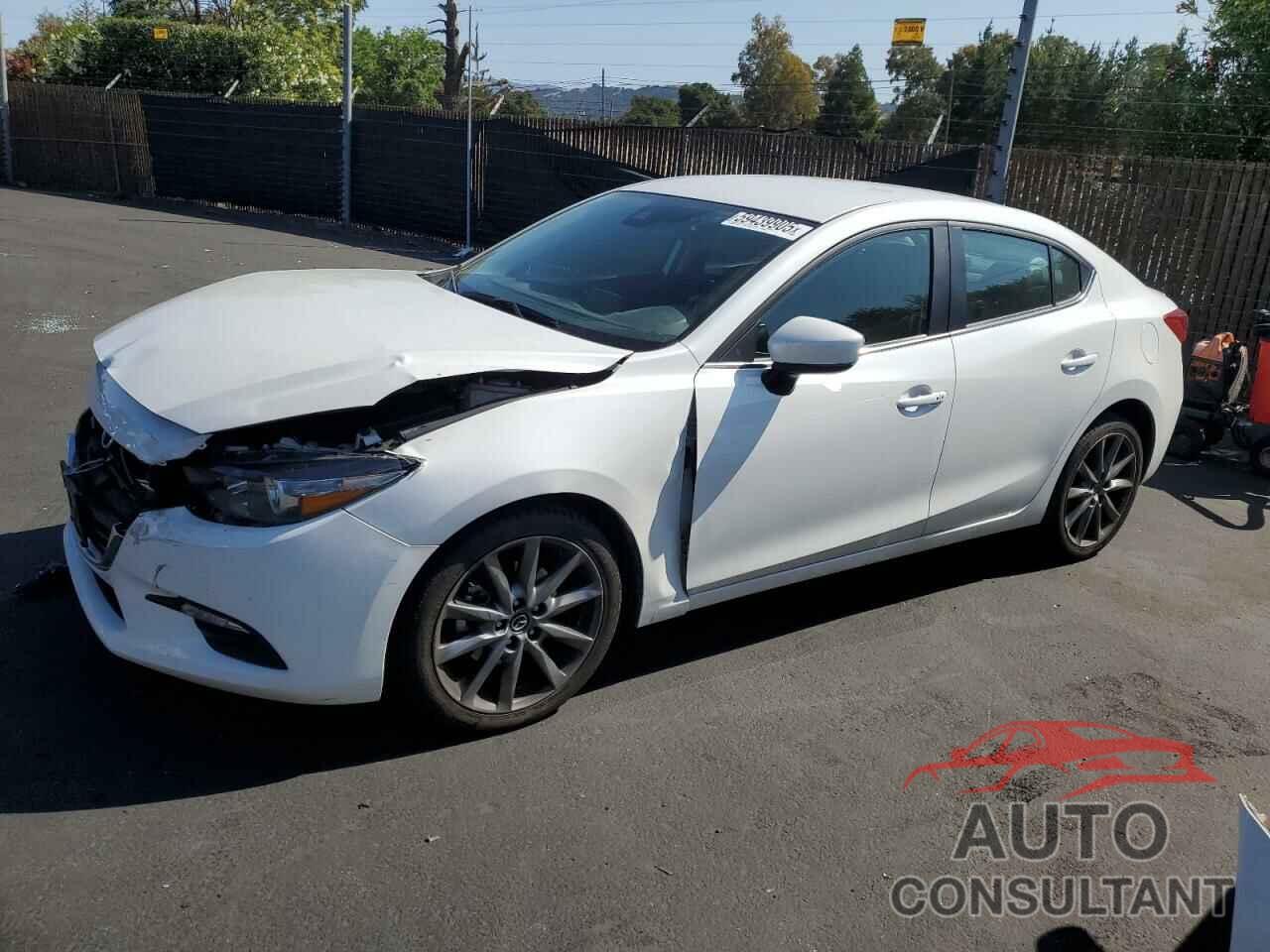 MAZDA 3 2018 - 3MZBN1V36JM244802