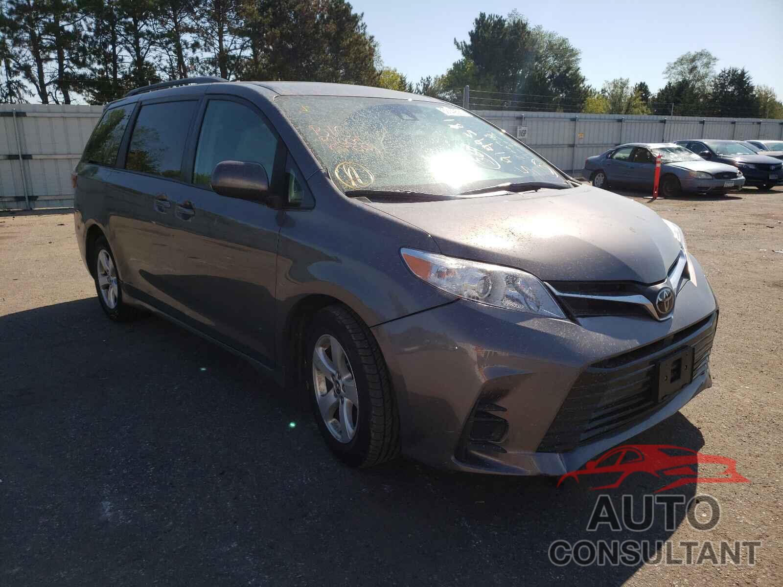 TOYOTA SIENNA 2018 - 5TDKZ3DCXJS902593