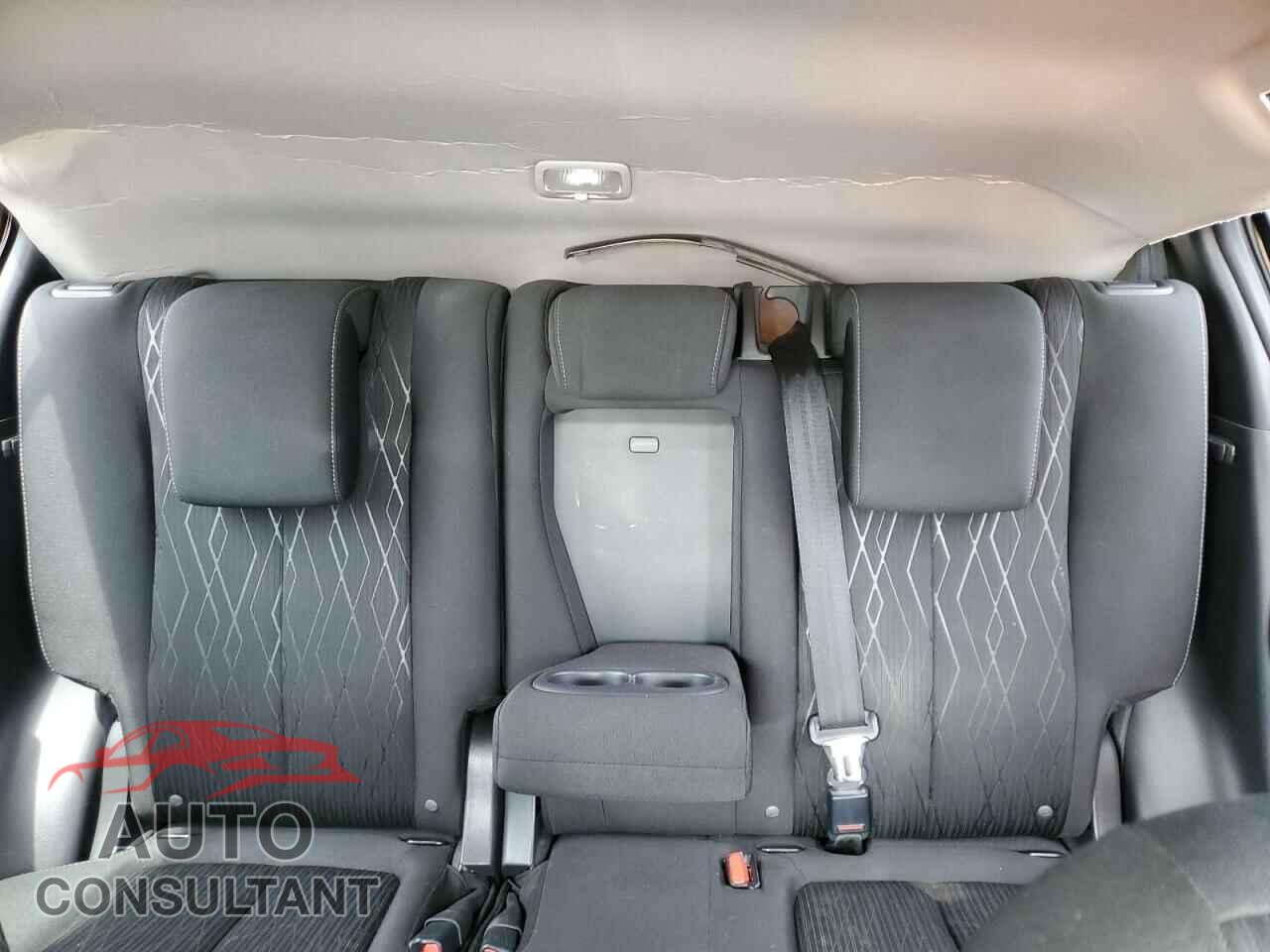 MITSUBISHI ECLIPSE 2018 - JA4AT5AA5JZ050853