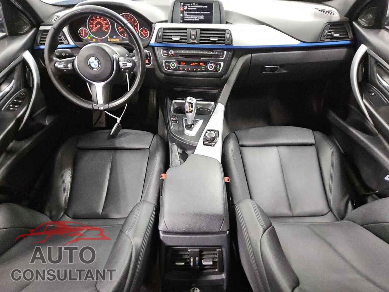 BMW 3 SERIES 2015 - WBA3B9C50FF589833