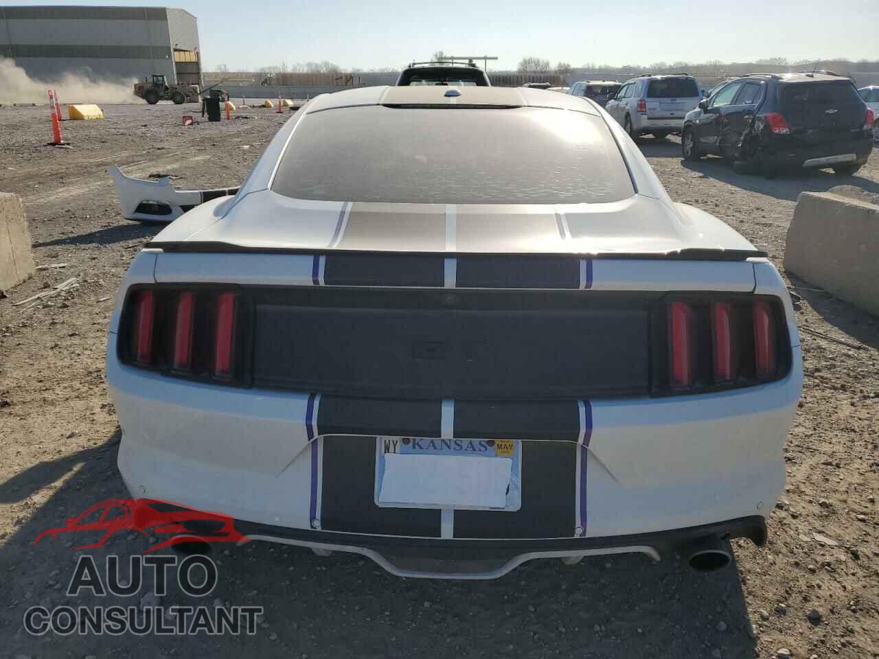 FORD MUSTANG 2016 - 1FA6P8CF0G5252032