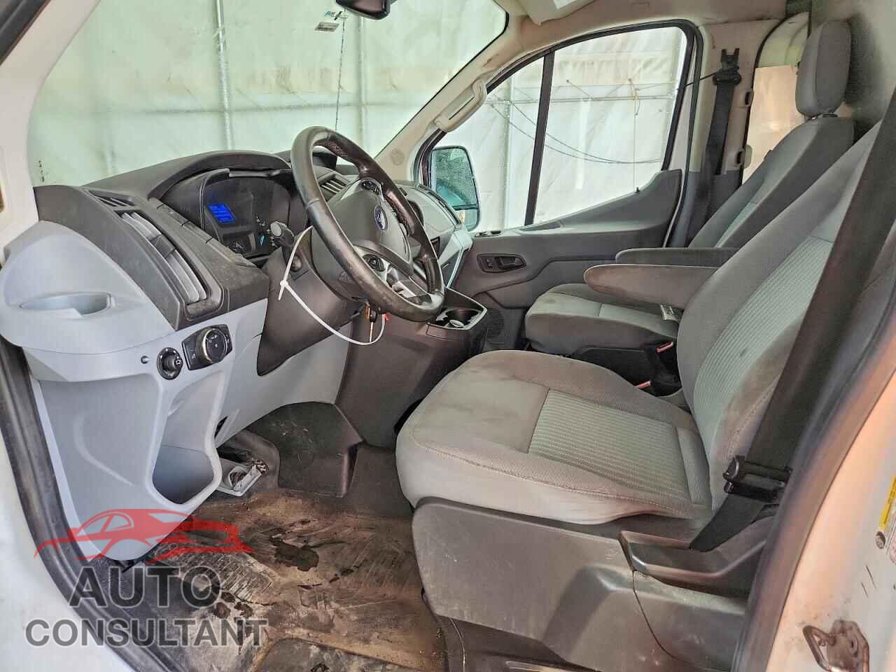 FORD TRANSIT 2017 - 1FTYR1ZM2HKB41740
