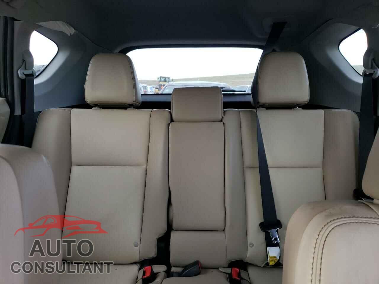 TOYOTA RAV4 2013 - 2T3DFREV7DW117861