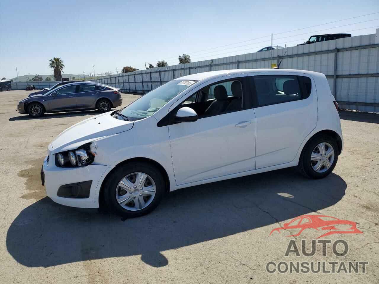 CHEVROLET SONIC 2014 - 1G1JA6SG8E4137985