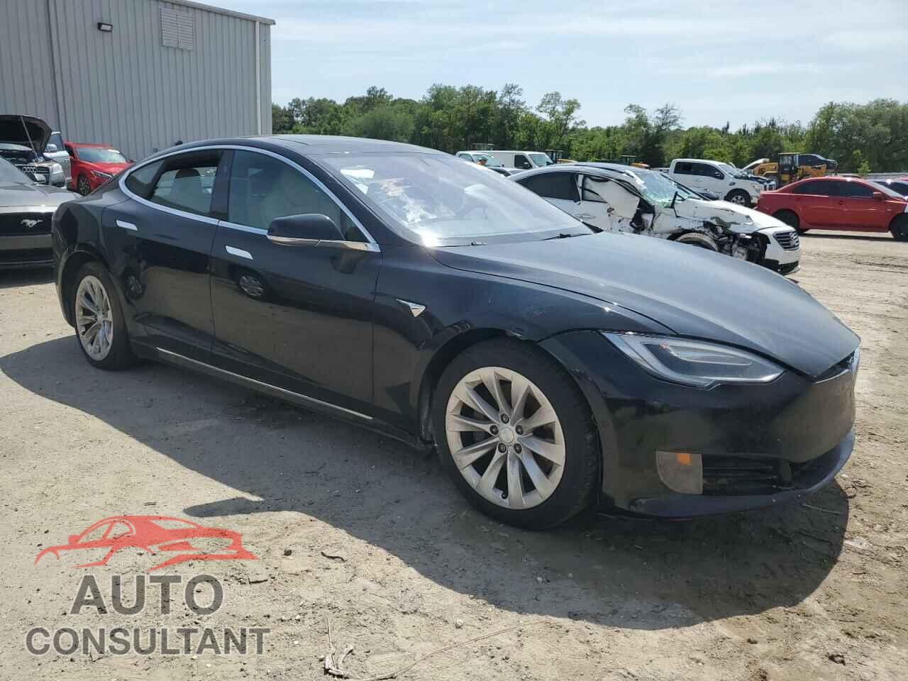 TESLA MODEL S 2017 - 5YJSA1E2XHF164942