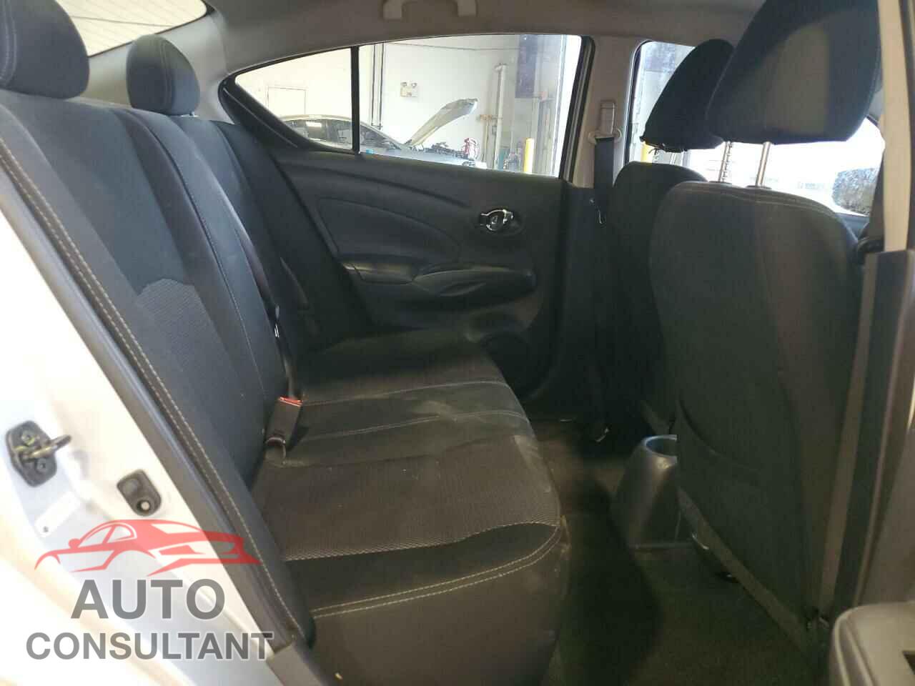 NISSAN VERSA 2019 - 3N1CN7AP3KL880980