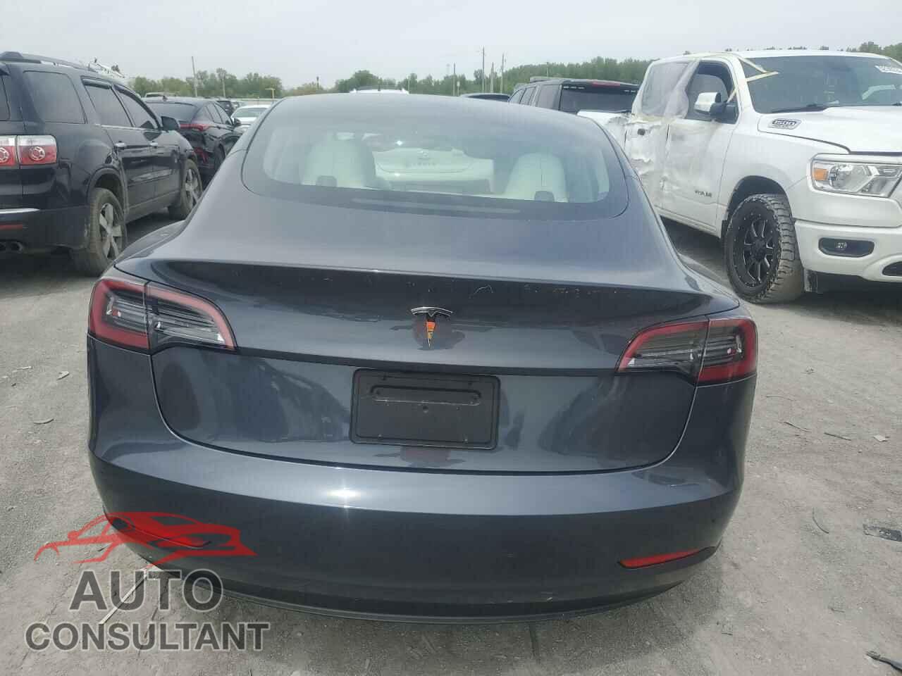 TESLA MODEL 3 2023 - 5YJ3E1EA7PF646623