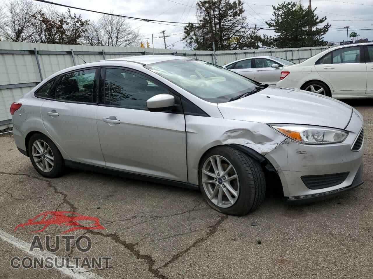 FORD FOCUS 2018 - 1FADP3F23JL228605